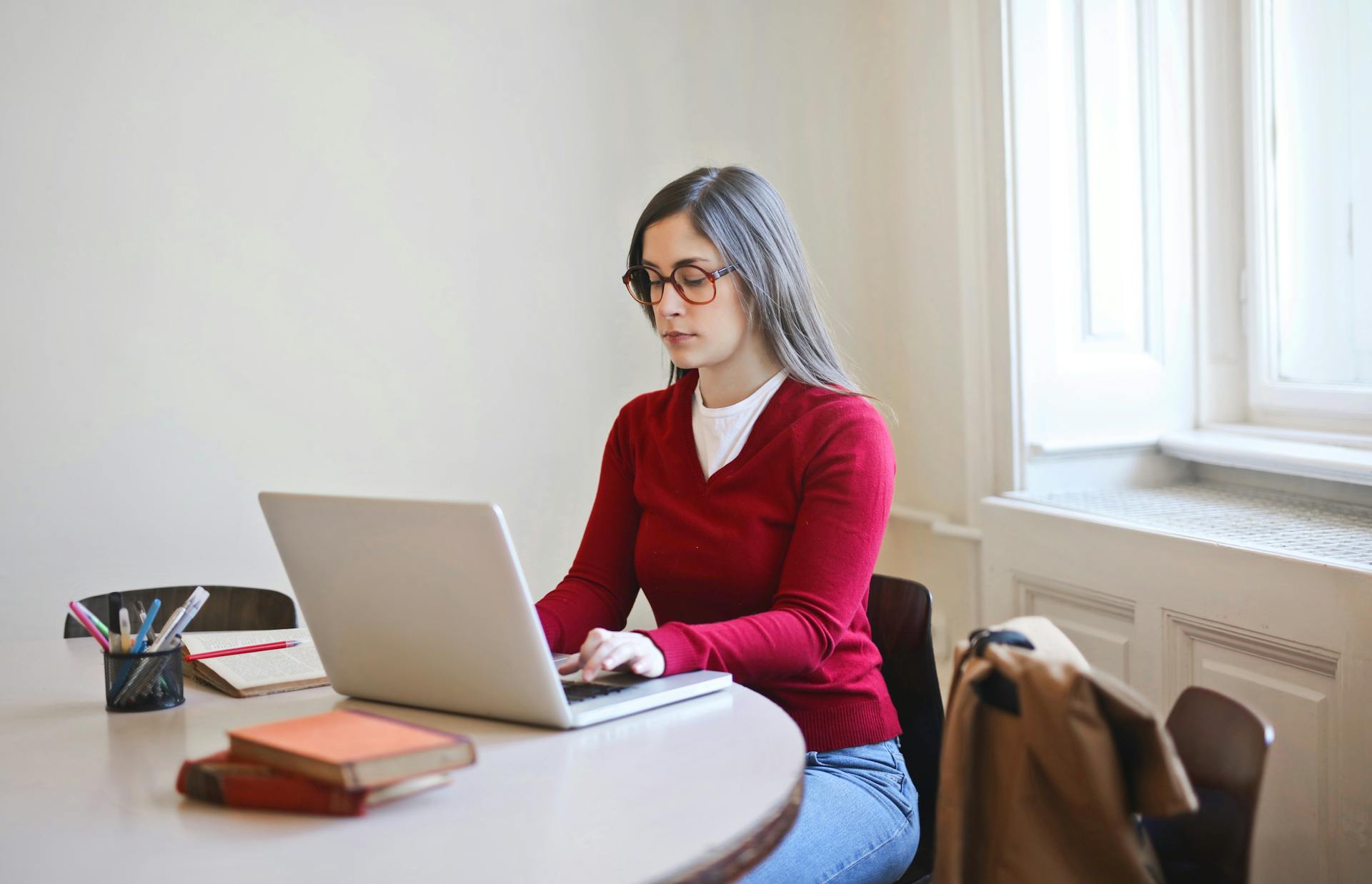 How to Write Blogs That AI Loves: Optimizing Content for ChatGPT and Answer Engines